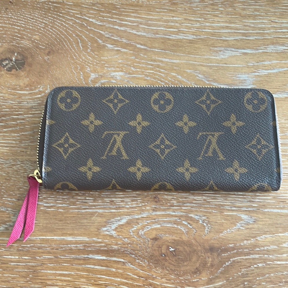 Louis Vuitton CLÉMENCE WALLET